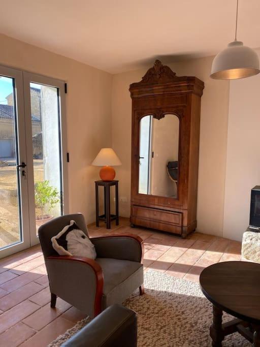 Le Nomade En Provence Bed and Breakfast Bouchet  Exteriör bild