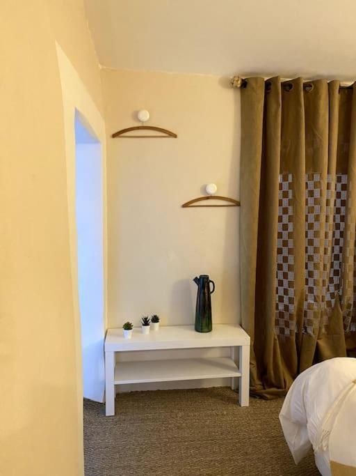 Le Nomade En Provence Bed and Breakfast Bouchet  Exteriör bild