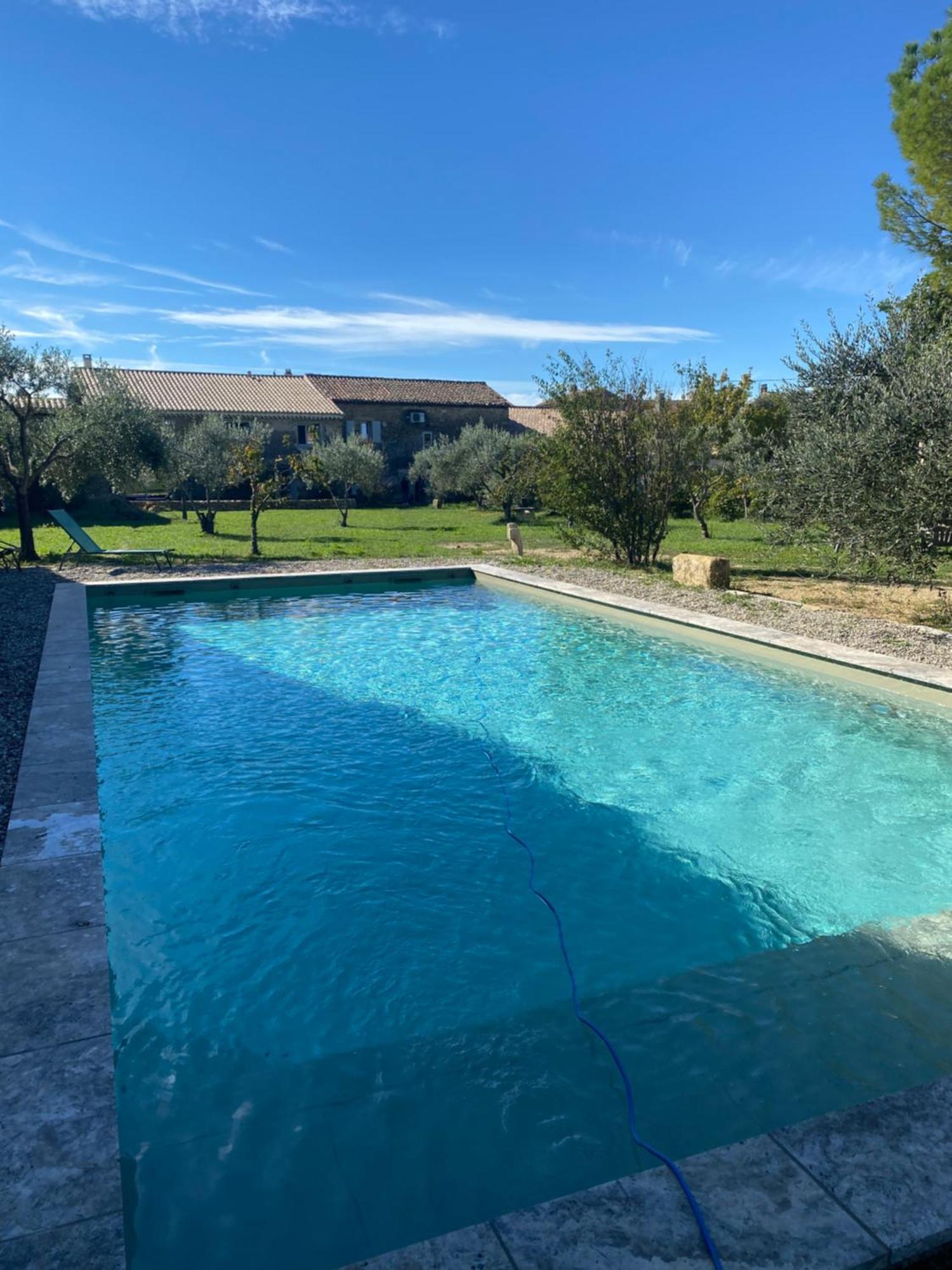 Le Nomade En Provence Bed and Breakfast Bouchet  Exteriör bild
